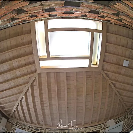 La Maison Guischard De La Menardiere Dite La Maison Romane Villa Pontorson